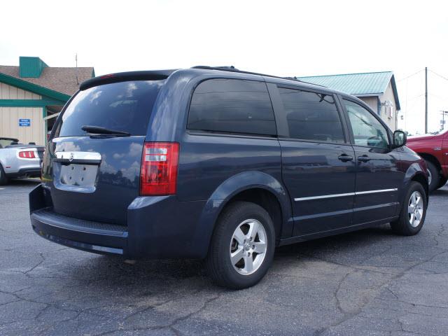 Dodge Grand Caravan 2008 photo 1