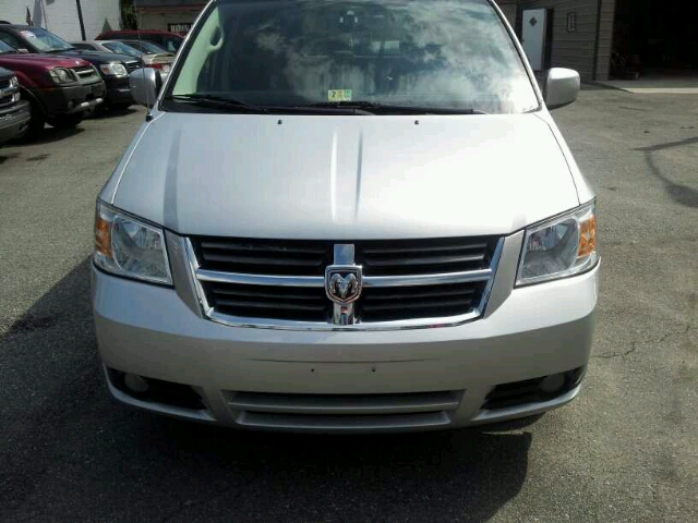 Dodge Grand Caravan 2008 photo 2