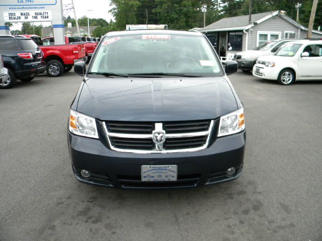 Dodge Grand Caravan 2008 photo 2