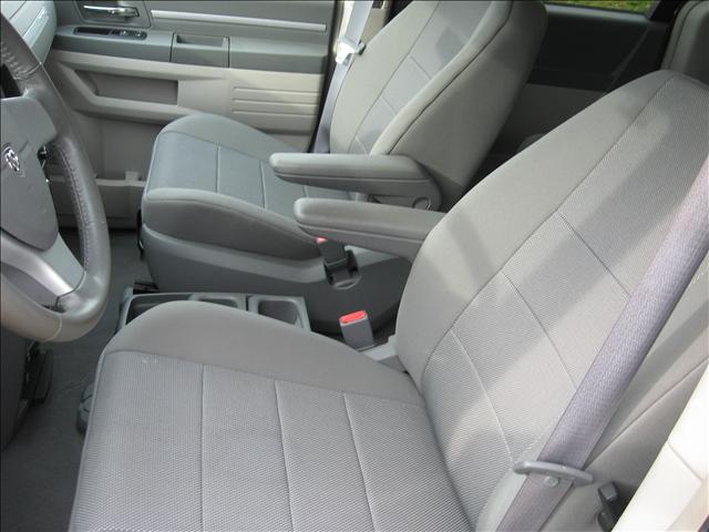 Dodge Grand Caravan 2008 photo 1