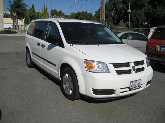 Dodge Grand Caravan 2008 photo 2