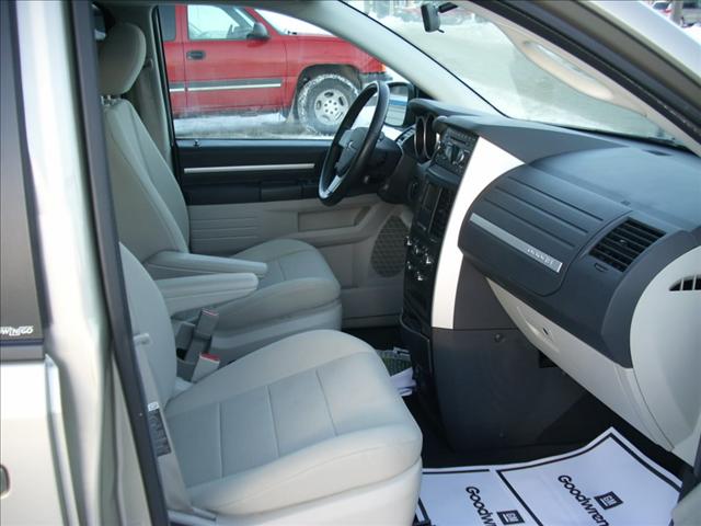 Dodge Grand Caravan 2008 photo 2