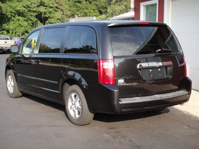 Dodge Grand Caravan 2008 photo 2