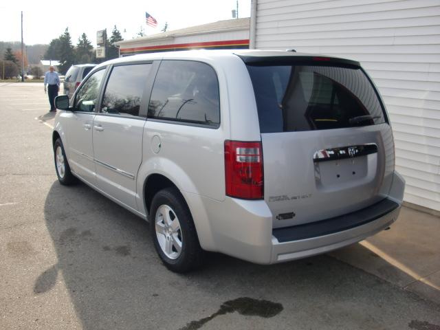 Dodge Grand Caravan 2008 photo 2