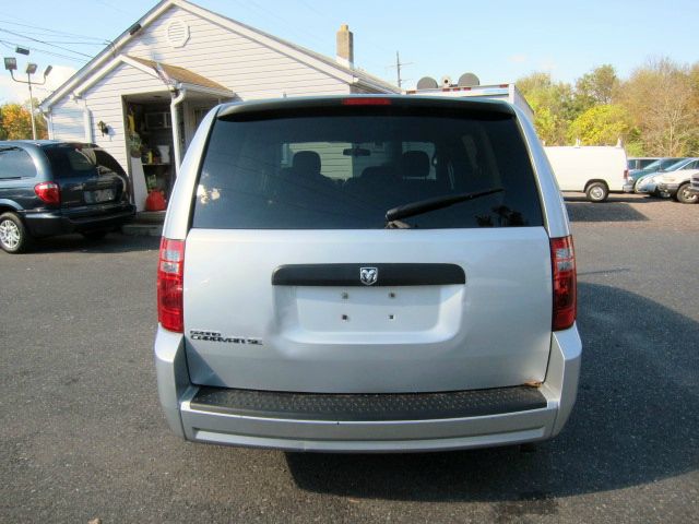 Dodge Grand Caravan 2008 photo 2