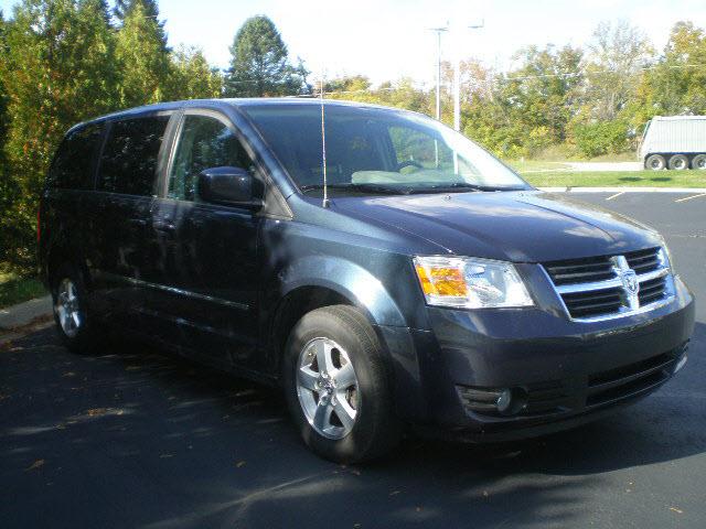 Dodge Grand Caravan 2008 photo 2