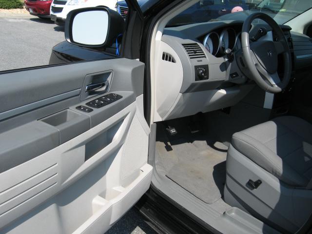 Dodge Grand Caravan 2008 photo 1