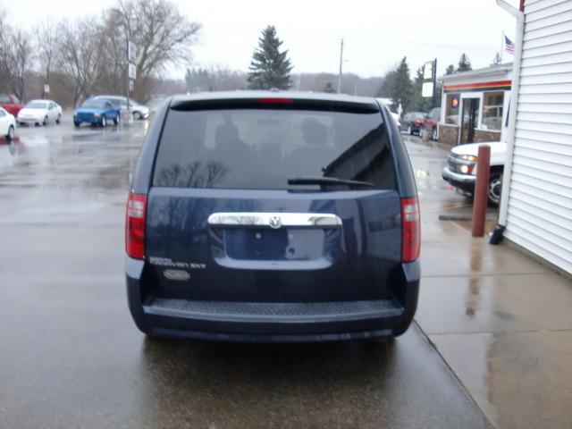 Dodge Grand Caravan 2008 photo 2