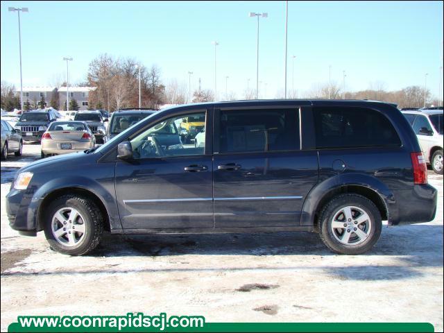 Dodge Grand Caravan 2008 photo 1