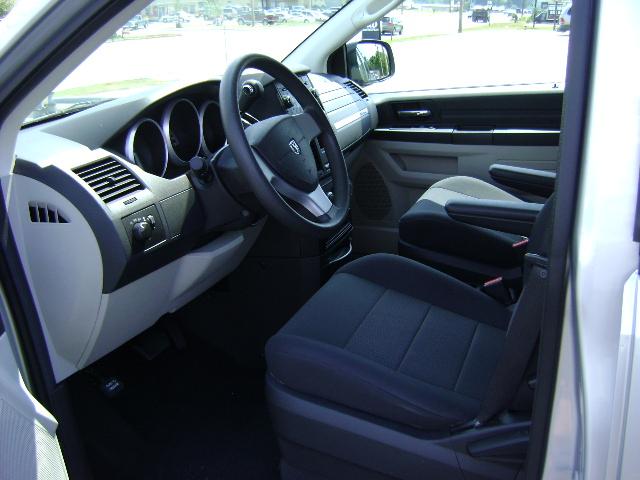 Dodge Grand Caravan 2008 photo 3