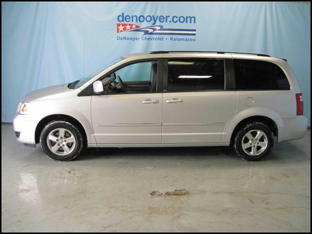 Dodge Grand Caravan 2008 photo 1