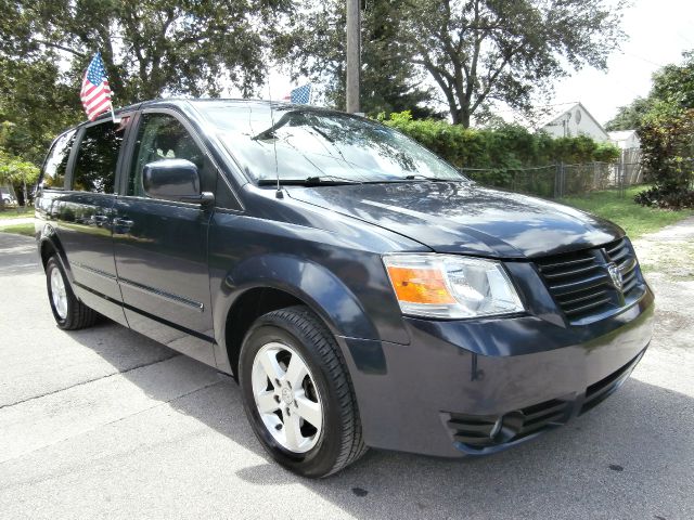 Dodge Grand Caravan 2008 photo 1