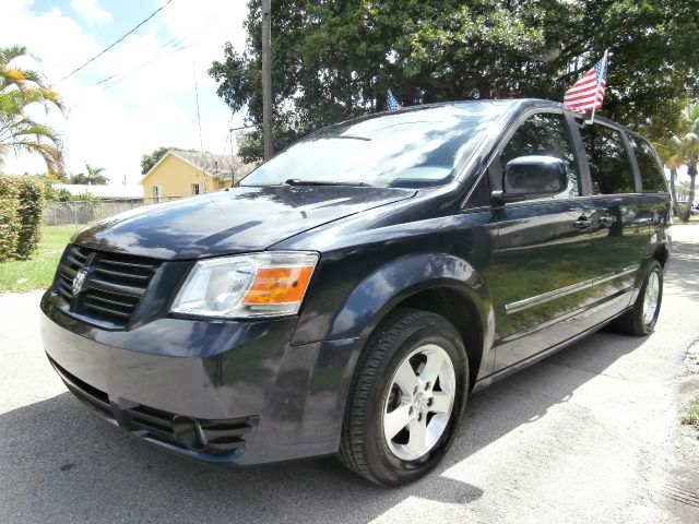 Dodge Grand Caravan 2008 photo 2