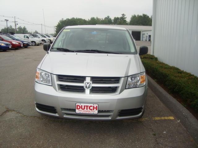 Dodge Grand Caravan 2008 photo 1