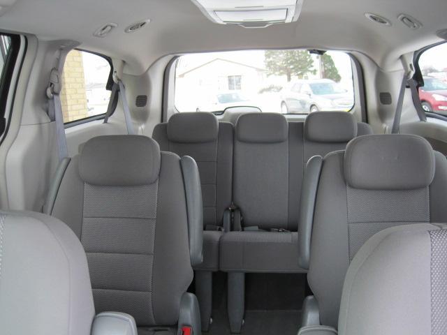 Dodge Grand Caravan 2008 photo 2