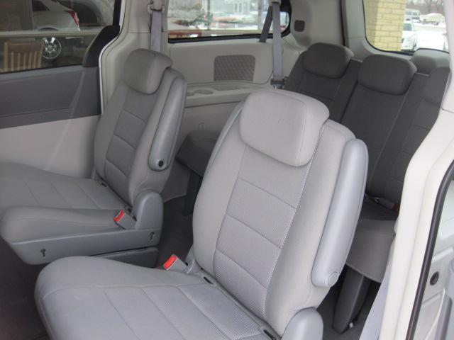 Dodge Grand Caravan 2008 photo 3