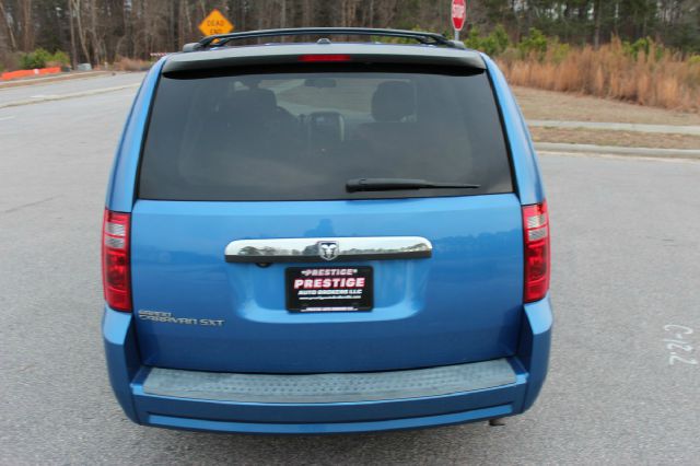 Dodge Grand Caravan 2008 photo 2