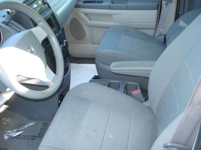 Dodge Grand Caravan 2008 photo 2