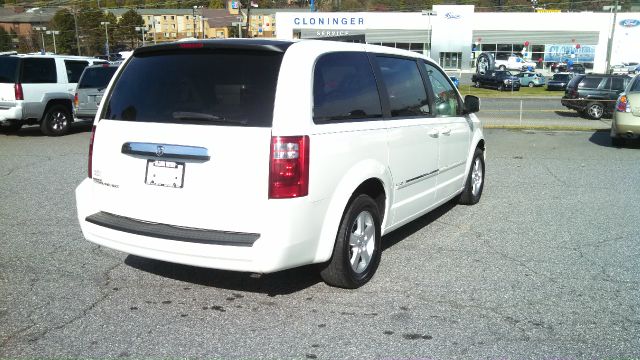 Dodge Grand Caravan S MiniVan