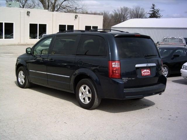 Dodge Grand Caravan 2008 photo 2