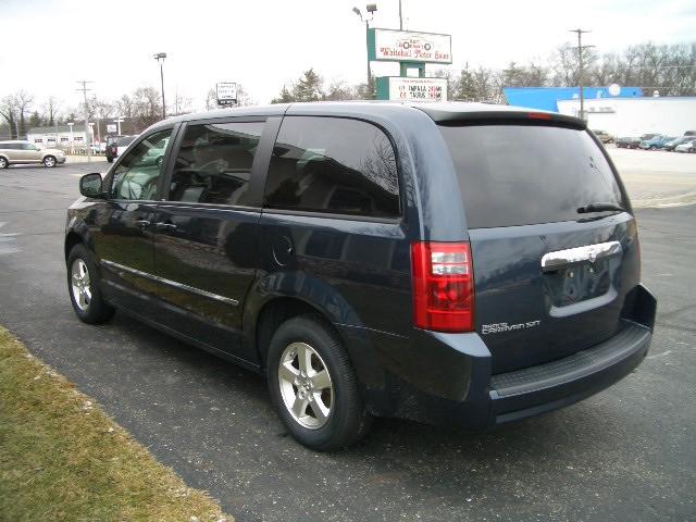 Dodge Grand Caravan 2008 photo 1