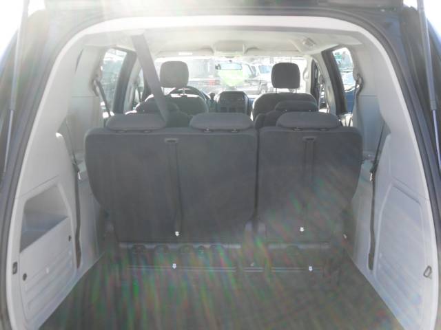 Dodge Grand Caravan 2008 photo 2