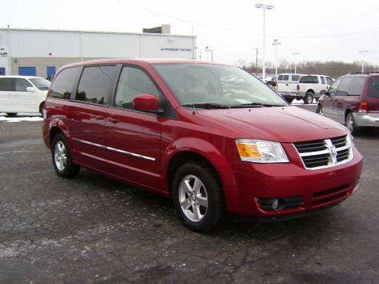 Dodge Grand Caravan 2008 photo 2