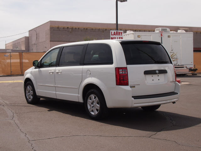 Dodge Grand Caravan 2009 photo 2