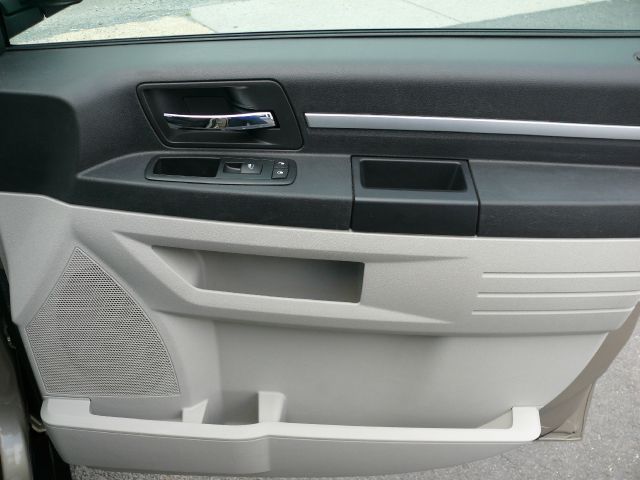 Dodge Grand Caravan 2009 photo 29