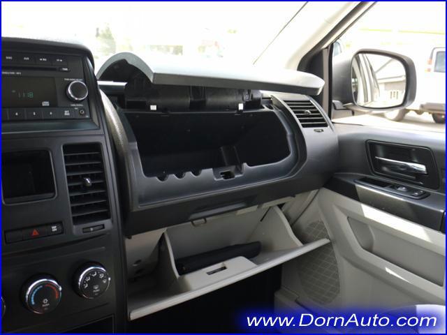 Dodge Grand Caravan 2009 photo 7