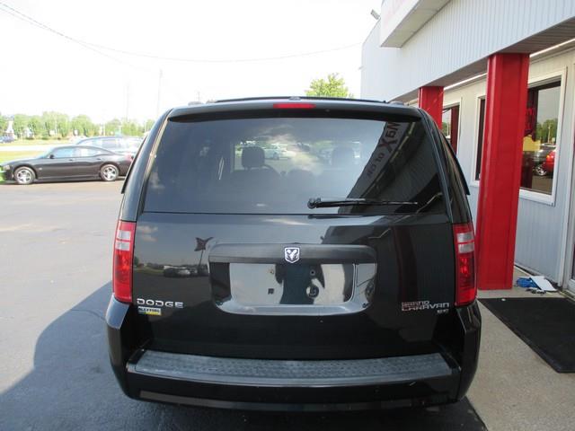 Dodge Grand Caravan 2009 photo 1