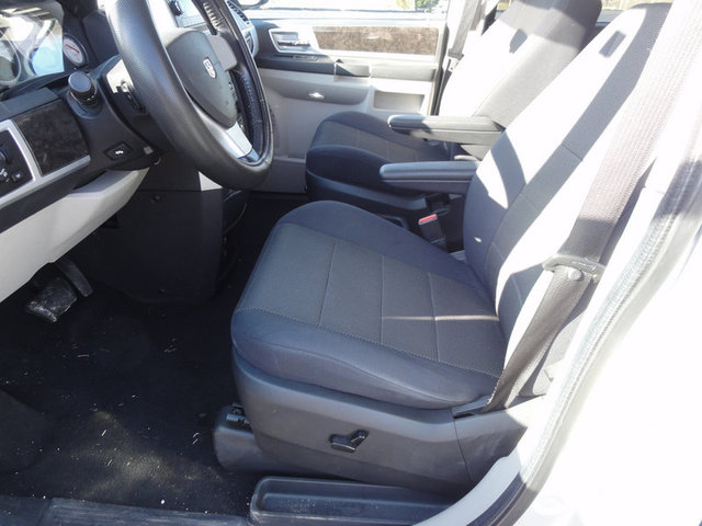 Dodge Grand Caravan 2009 photo 1