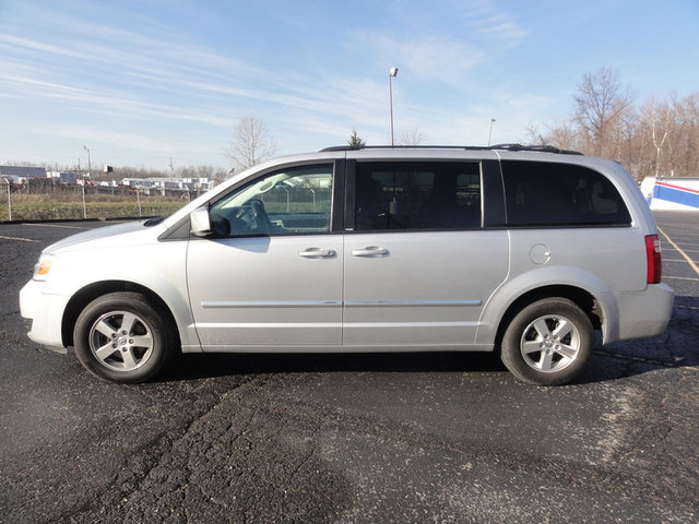 Dodge Grand Caravan 2009 photo 3