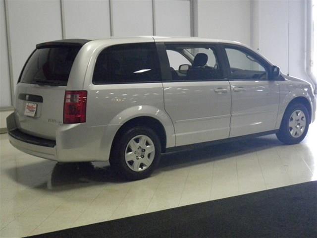 Dodge Grand Caravan 2009 photo 1