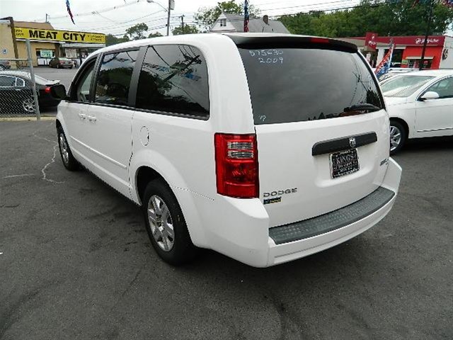 Dodge Grand Caravan 2009 photo 1