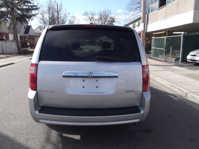 Dodge Grand Caravan 2009 photo 1