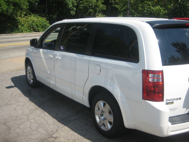 Dodge Grand Caravan 2009 photo 1