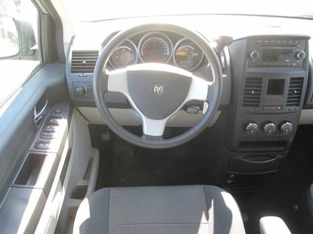 Dodge Grand Caravan 2009 photo 4