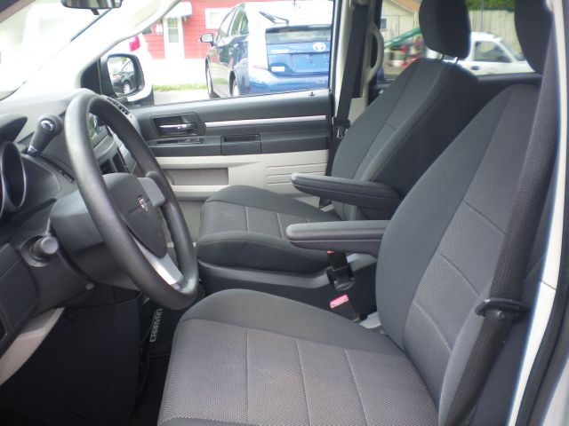 Dodge Grand Caravan SE MiniVan