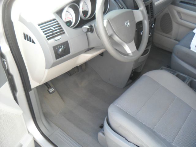 Dodge Grand Caravan 2009 photo 4