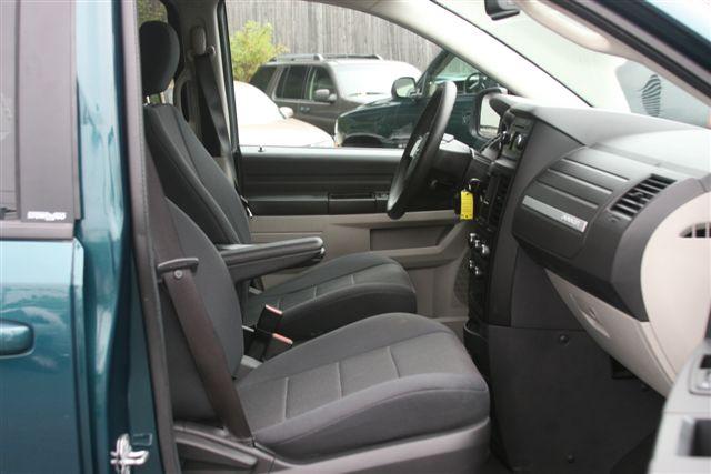 Dodge Grand Caravan 2009 photo 1