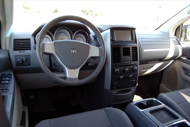 Dodge Grand Caravan 2009 photo 3