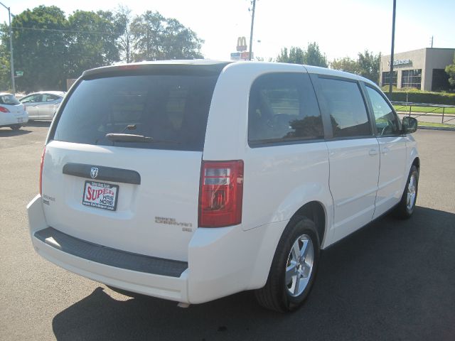 Dodge Grand Caravan 2009 photo 3