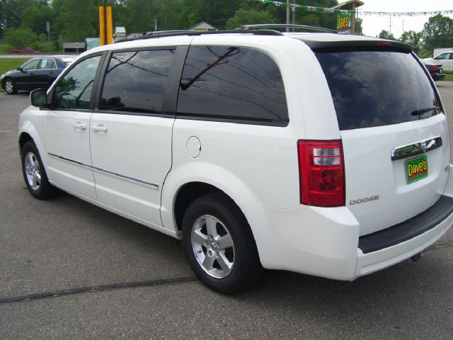 Dodge Grand Caravan 2009 photo 1