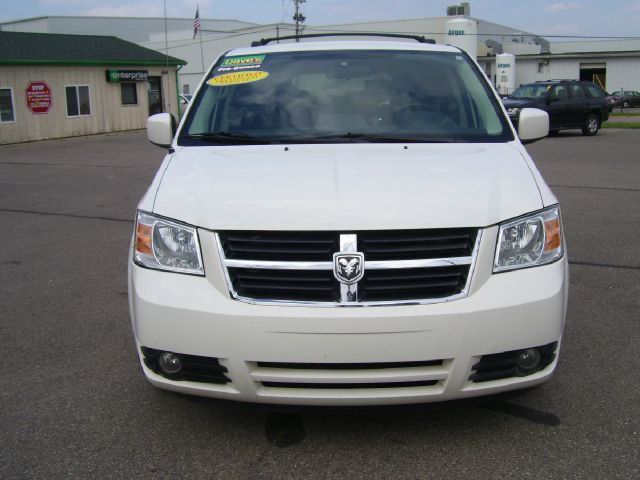 Dodge Grand Caravan 2009 photo 2