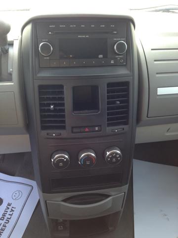 Dodge Grand Caravan 2009 photo 1