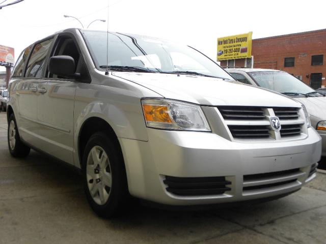 Dodge Grand Caravan 2009 photo 2