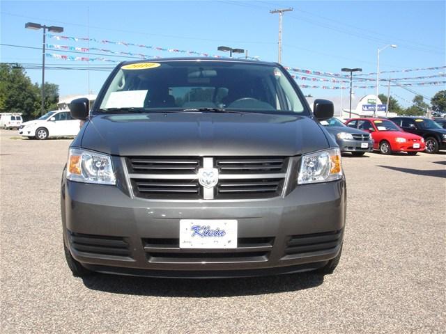 Dodge Grand Caravan 2010 photo 1