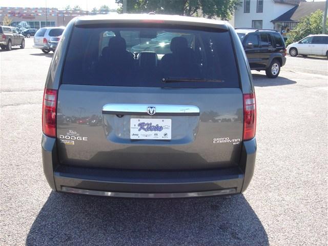 Dodge Grand Caravan 2010 photo 4