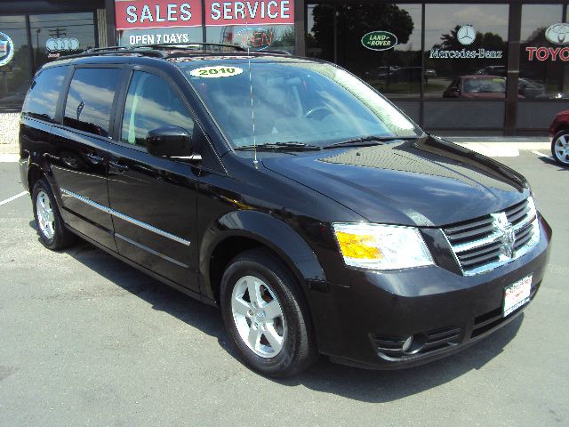 Dodge Grand Caravan 2010 photo 3